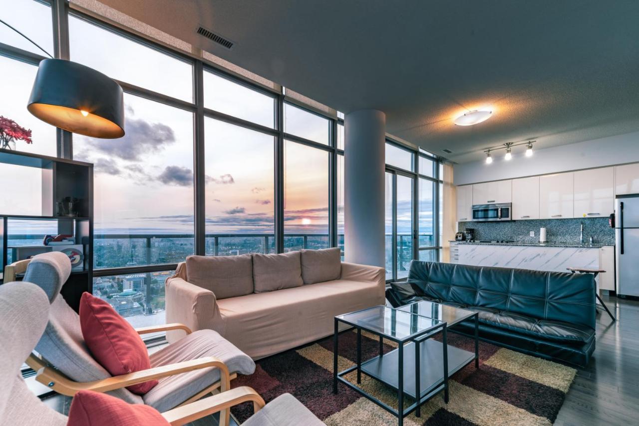 Unbelievable Penthouse View With 3 Bedrooms Toronto Exteriör bild