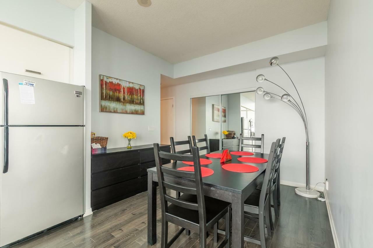 Unbelievable Penthouse View With 3 Bedrooms Toronto Exteriör bild