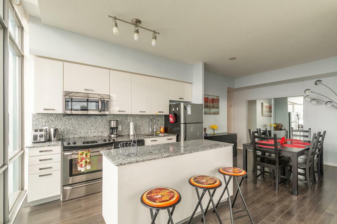Unbelievable Penthouse View With 3 Bedrooms Toronto Exteriör bild